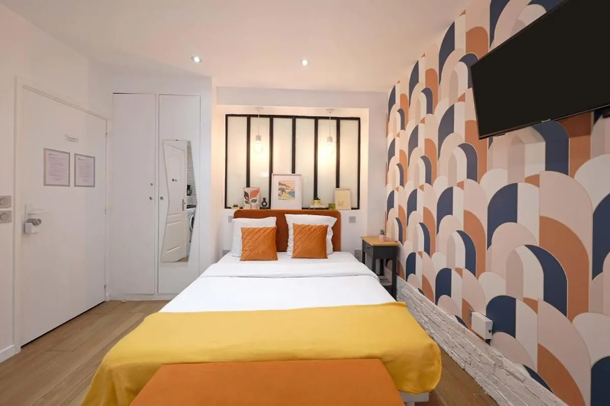 Cosy And Modern Updated Studio * باريس